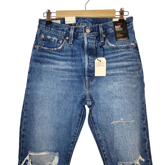 Levi's 501 Original Cropped Distressed Jeans - Picture 5 of 12